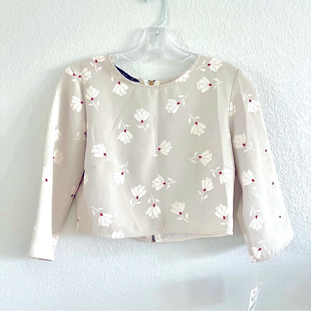 New beautiful Zara floral cropped blouse medium